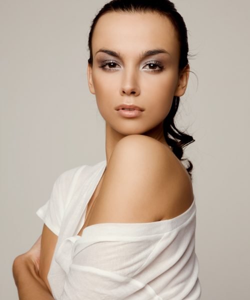 photo-of-woman-wearing-white-top-2744193.jpg